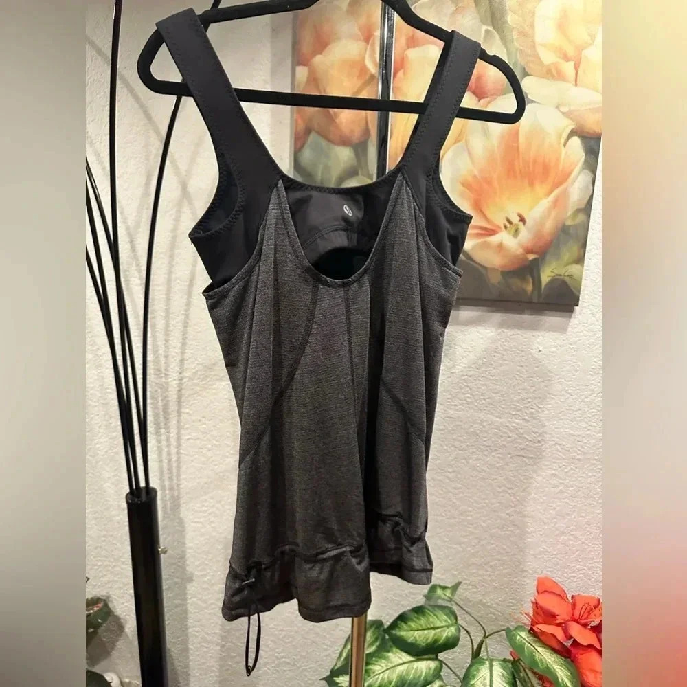 Lululemon Athletica tank tops size 6 - Picture 3 of 8